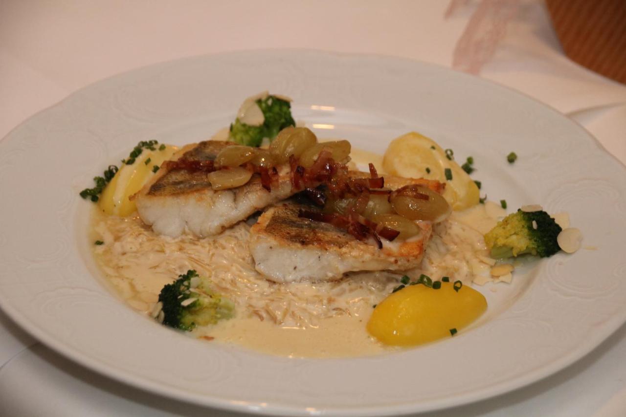 Hotel-Restaurant Hirsch Berghaupten Экстерьер фото